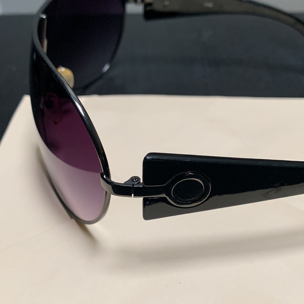 Large aviator sunglasses black sides with purple tone gradient glasses very cool - Picture 3 of 7